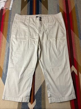 George Women's Light Beige Cropped Khaki Pants L